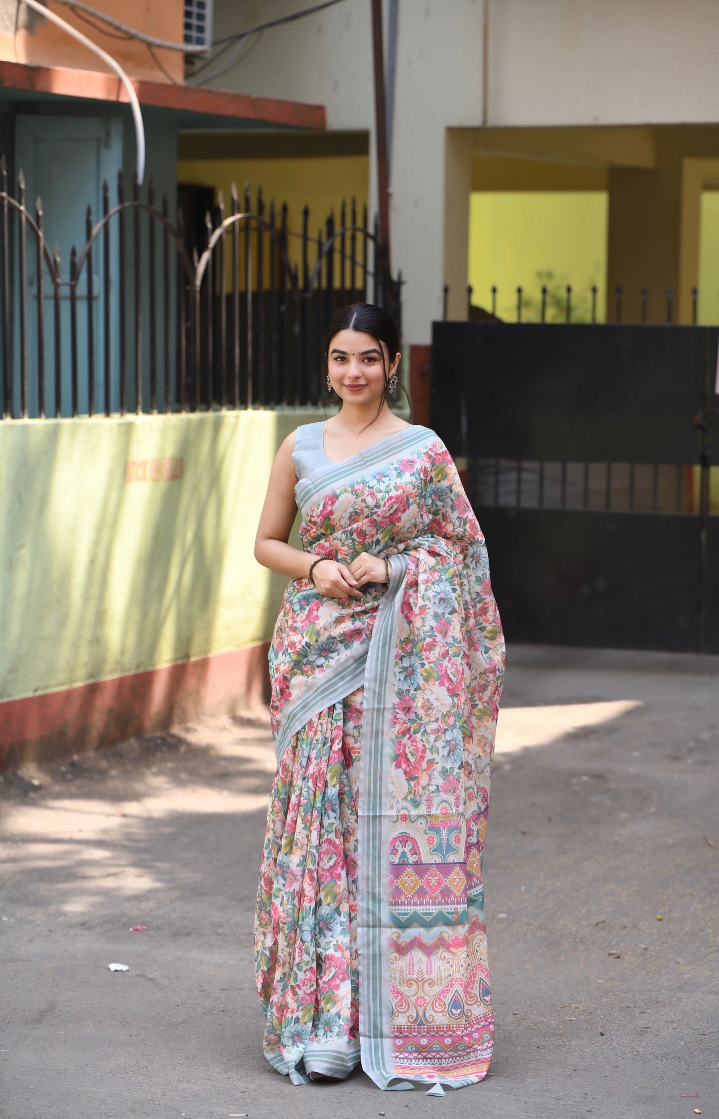 Linen Party Wear Digital Print Saree