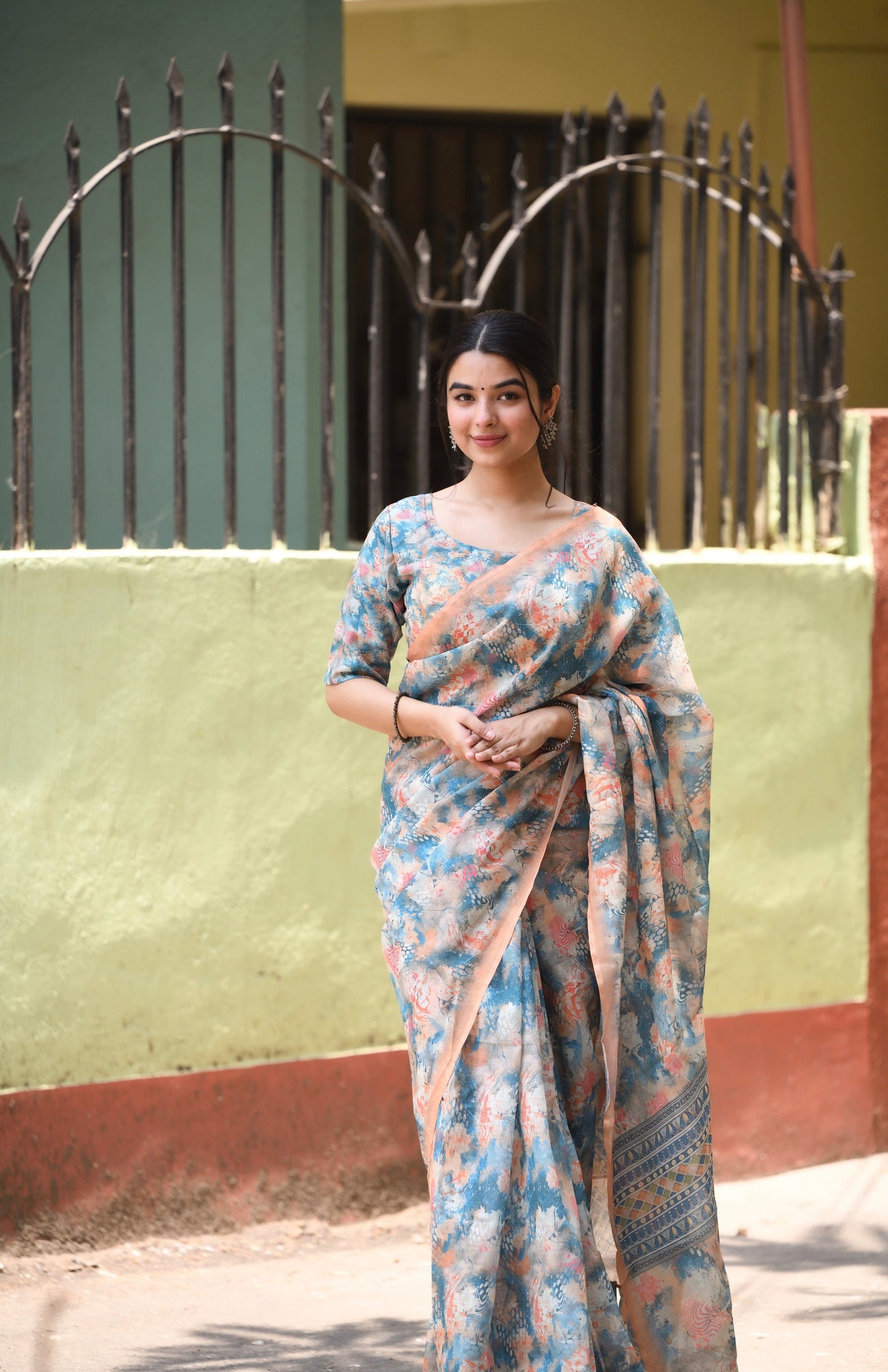 Abstract Printed Pure Linen Saree